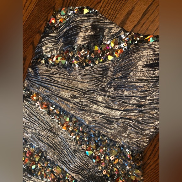 MacDuggal Light Blue Strapless Bejeweled Mini Dress Sz 8 - Picture 3 of 7